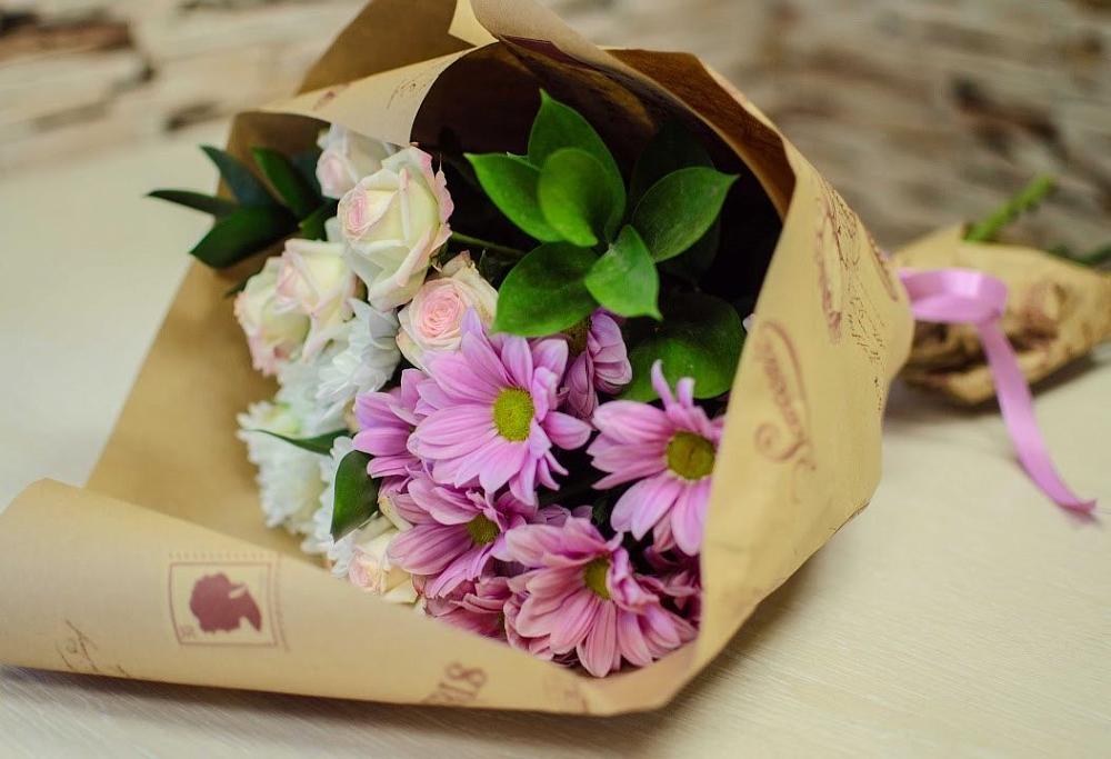 Букет цветов из: Розы и Хризантемы в Новоромановском