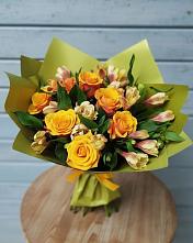 Букет цветов из:  Альстромерии и Розы #REPLACE_PRED# Новоромановском
