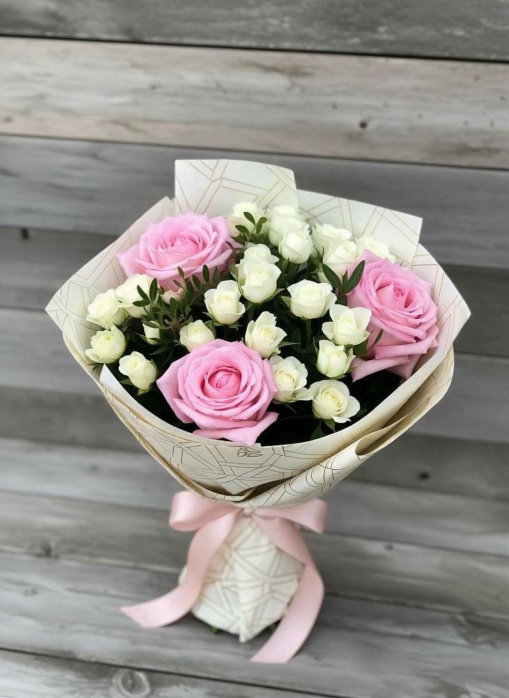Букет цветов из: Розы в Новоромановском