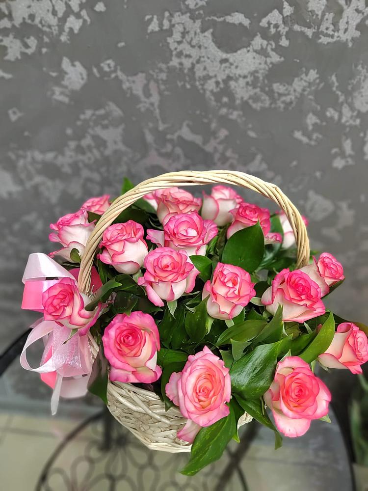 Цветочная композиция из Розы в корзине в Новоромановском
