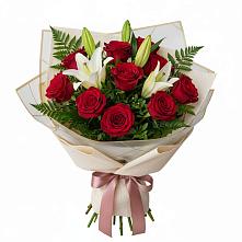 Букет цветов из:  Лилии и Розы в Новоромановском