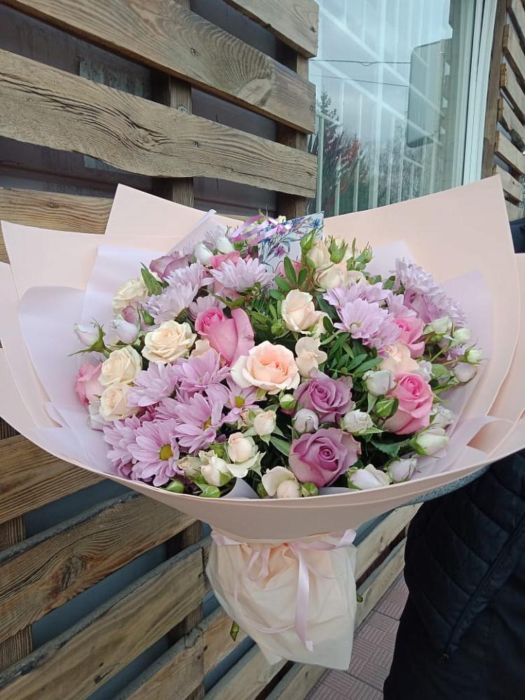 Букет цветов из: Розы и Хризантемы в Новоромановском