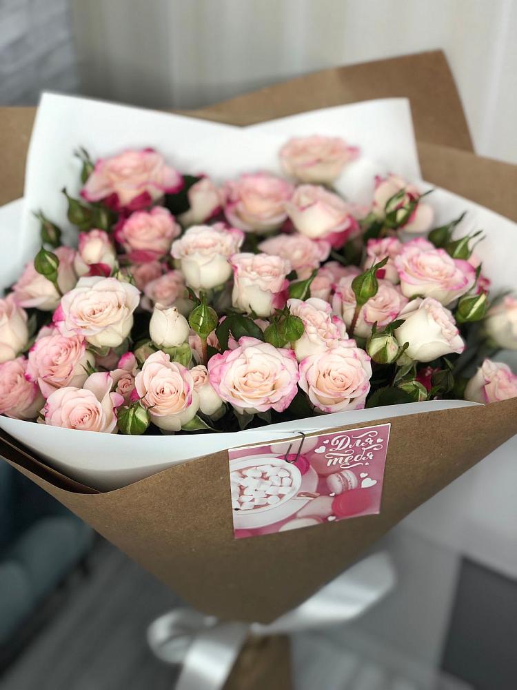 Букет цветов из: Розы в Новоромановском