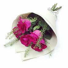Букет цветов из:  Розы в Новоромановском