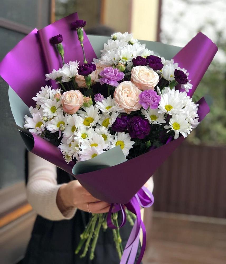 Букет цветов из: Хризантемы, Гвоздики и Розы в Новоромановском