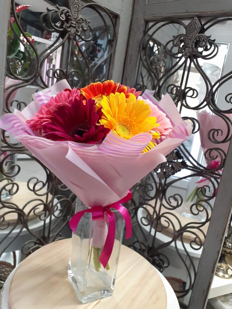 Букет цветов из: Герберы в Новоромановском