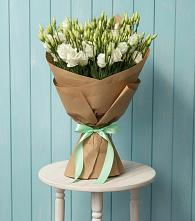 Букет цветов из:  Лизиантусы в Новоромановском