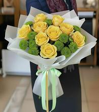 Букет цветов из:  Хризантемы и Розы в Новоромановском