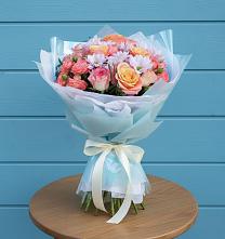 Букет цветов из:  Хризантемы и Розы в Новоромановском