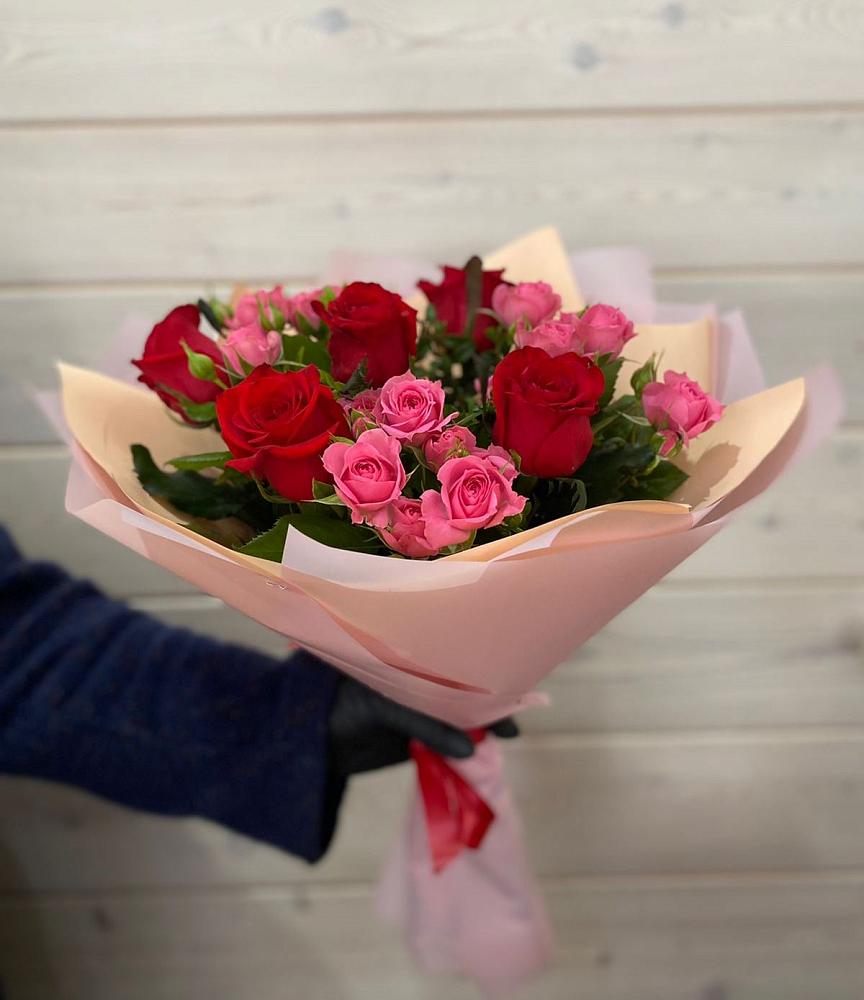 Букет цветов из: Розы в Новоромановском