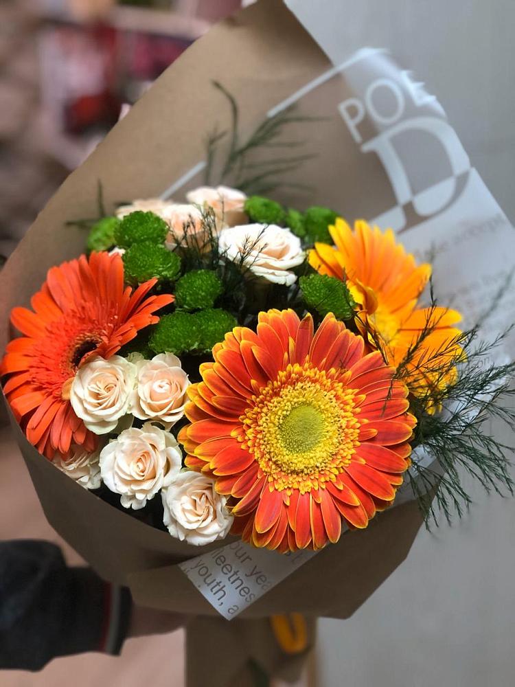 Букет цветов из: Герберы, Хризантемы и Розы в Новоромановском