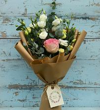 Букет цветов из:  Розы и Лизиантусы в Новоромановском