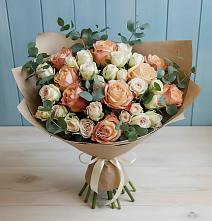 Букет цветов из:  Альстромерии и Розы в Новоромановском